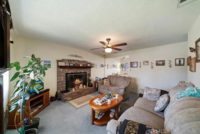 18234 Santa Ana, Bloomington, CA 92316