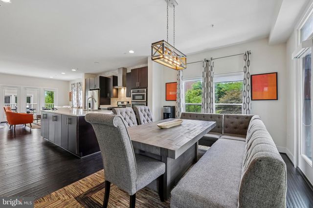 918 KING FARM BLVD, Rockville, MD 20850