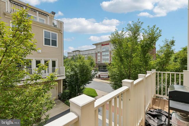 918 KING FARM BLVD, Rockville, MD 20850