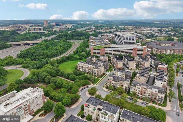 918 KING FARM BLVD, Rockville, MD 20850