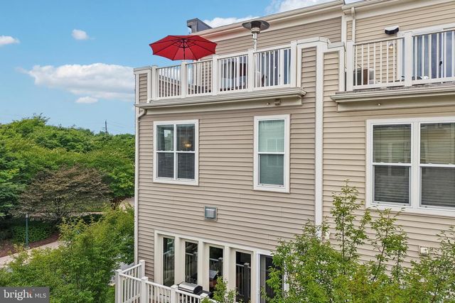 918 KING FARM BLVD, Rockville, MD 20850