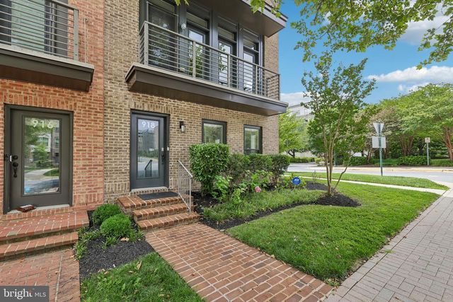 918 KING FARM BLVD, Rockville, MD 20850