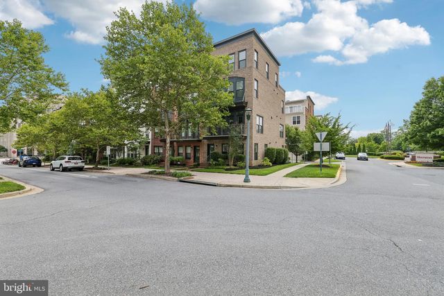 918 KING FARM BLVD, Rockville, MD 20850