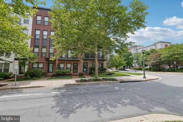918 KING FARM BLVD, Rockville, MD 20850