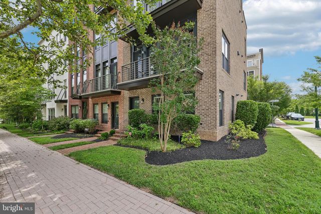 918 KING FARM BLVD, Rockville, MD 20850