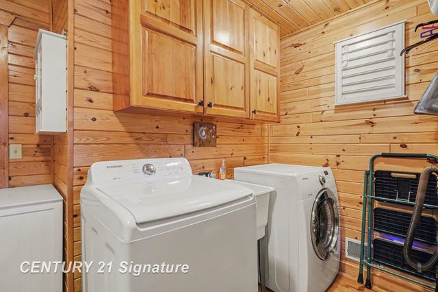 3826 Buzzell Road, Grout Twp, MI 48624