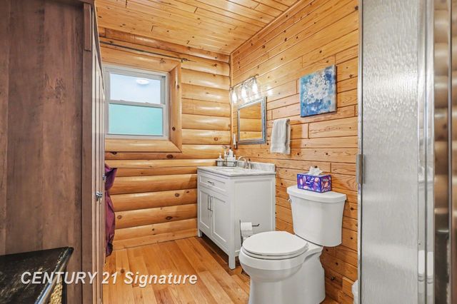 3826 Buzzell Road, Grout Twp, MI 48624