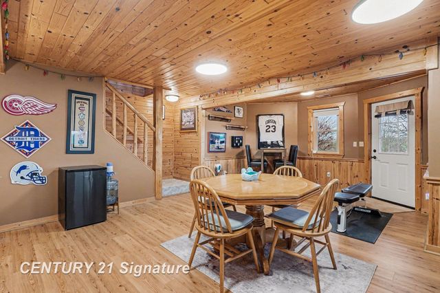 3826 Buzzell Road, Grout Twp, MI 48624