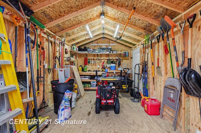 3826 Buzzell Road, Grout Twp, MI 48624