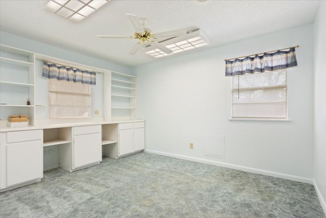 120 Wooded Crest Drive, Woodway, TX 76712