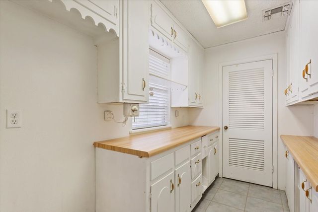 120 Wooded Crest Drive, Woodway, TX 76712