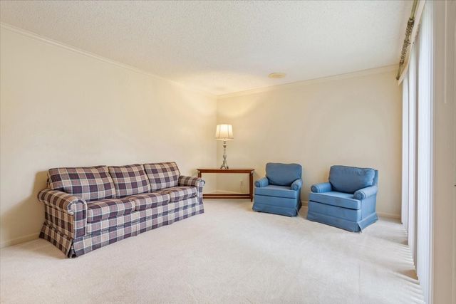 120 Wooded Crest Drive, Woodway, TX 76712