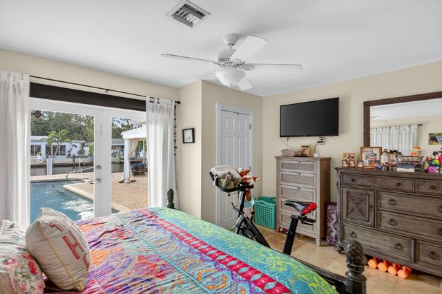 2534 SE 14th Street, Pompano Beach, FL 33062