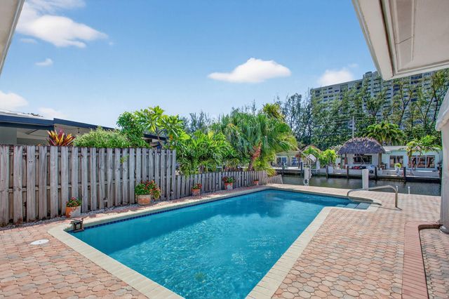 2534 SE 14th Street, Pompano Beach, FL 33062