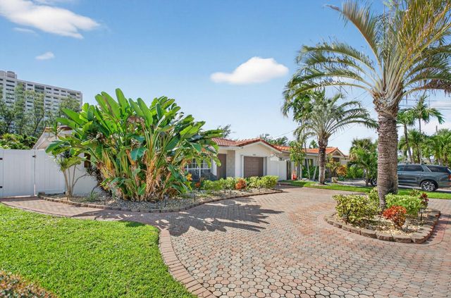 2534 SE 14th Street, Pompano Beach, FL 33062