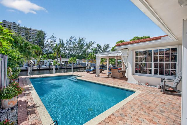 2534 SE 14th Street, Pompano Beach, FL 33062