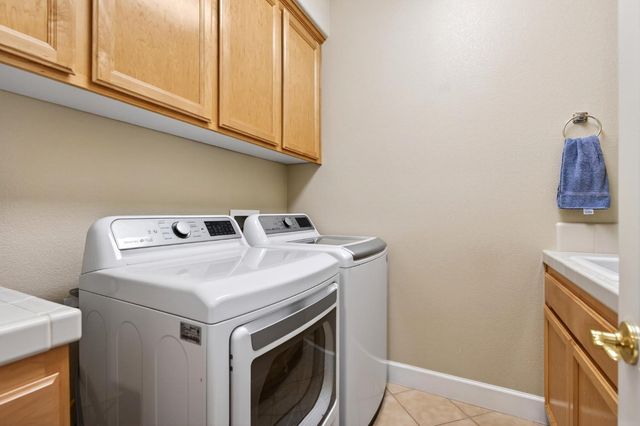 6030 Palermo Way, El Dorado Hills, CA 95762