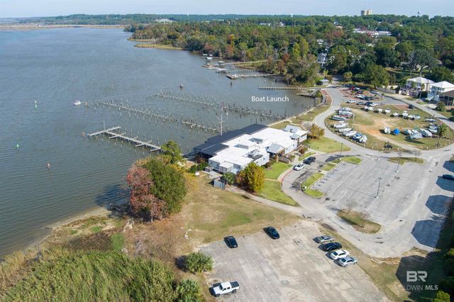 4 Yacht Club Drive 170, Daphne, AL 36526