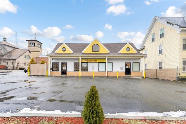 192 Warren Ave, Brockton, MA 02301