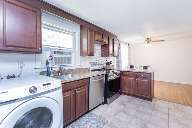 8 Andover Road, Beverly, MA 01915