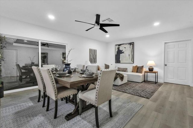 24 W Pardee Ln, Stockton, CA 95207