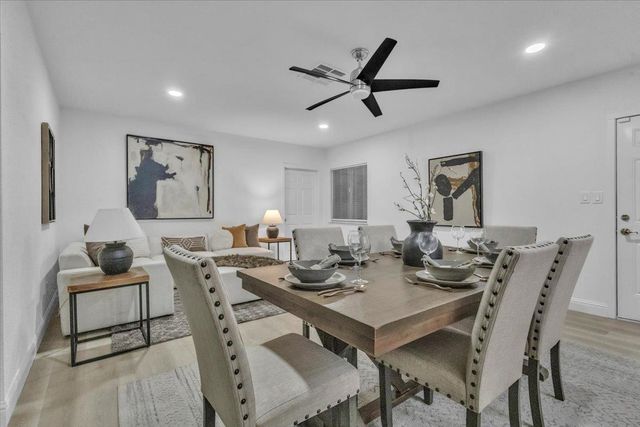 24 W Pardee Ln, Stockton, CA 95207