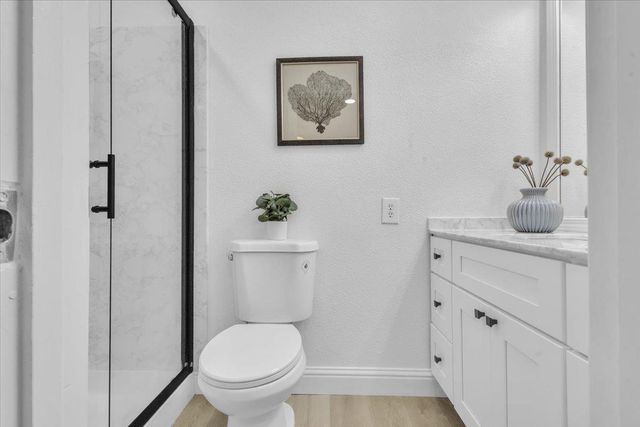 24 W Pardee Ln, Stockton, CA 95207