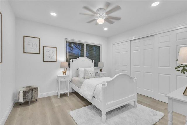 24 W Pardee Ln, Stockton, CA 95207