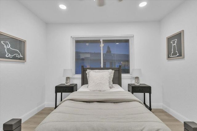 24 W Pardee Ln, Stockton, CA 95207