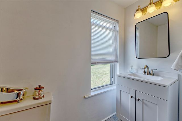 8005 Hayward St, Hempfield Twp, PA 15691