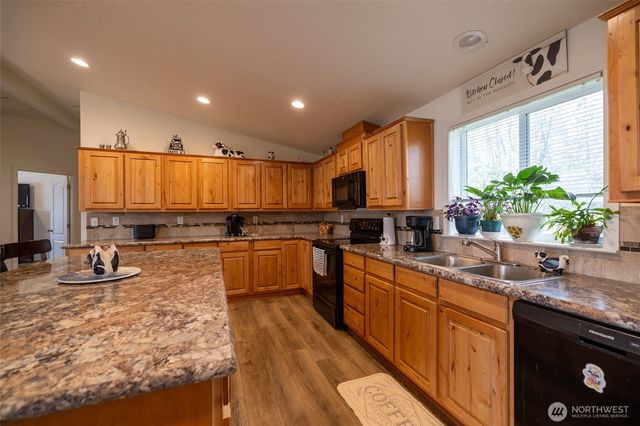 122 Doty Street, Doty, WA 98539
