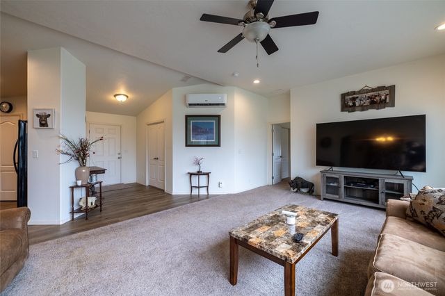 122 Doty Street, Doty, WA 98539