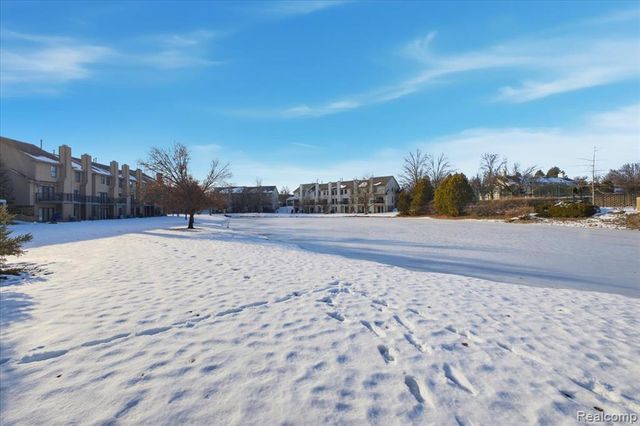 3338 Breckland Court, Ann Arbor, MI 48108