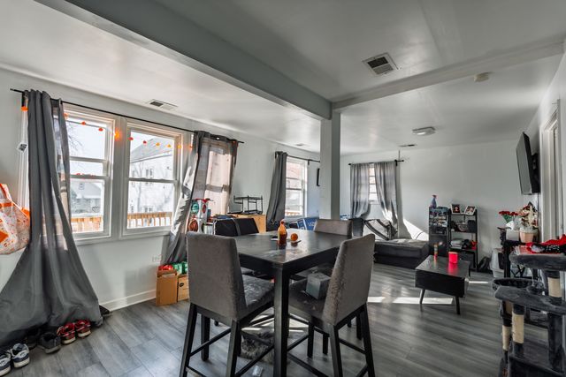 5239 S Troy Street, Chicago, IL 60632