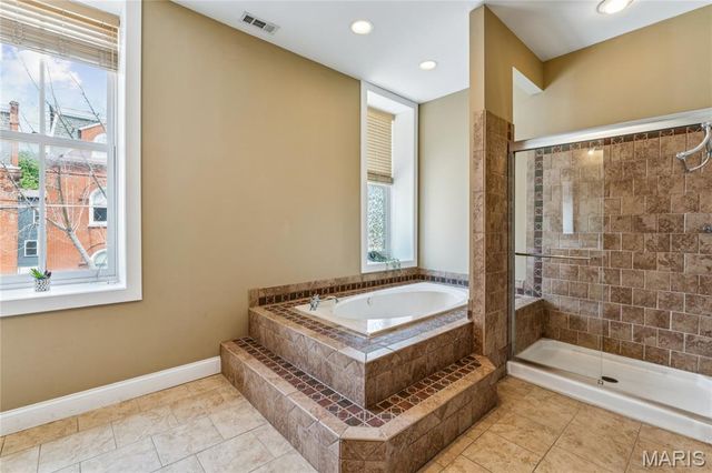 2900 Indiana Avenue 3, St Louis, MO 63118