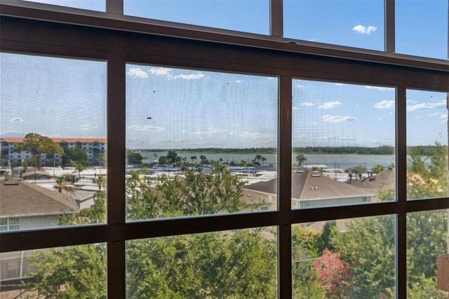7903 SEMINOLE BOULEVARD 2401, Seminole, FL 33772