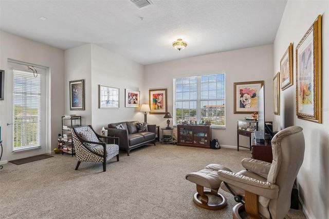 7903 SEMINOLE BOULEVARD 2401, Seminole, FL 33772
