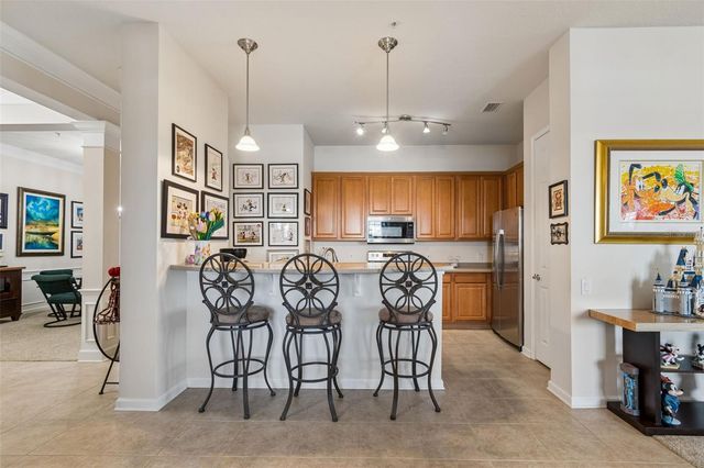 7903 SEMINOLE BOULEVARD 2401, Seminole, FL 33772