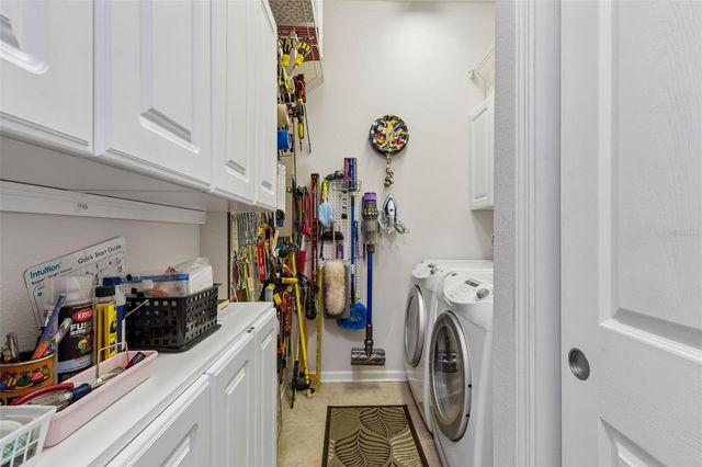 7903 SEMINOLE BOULEVARD 2401, Seminole, FL 33772