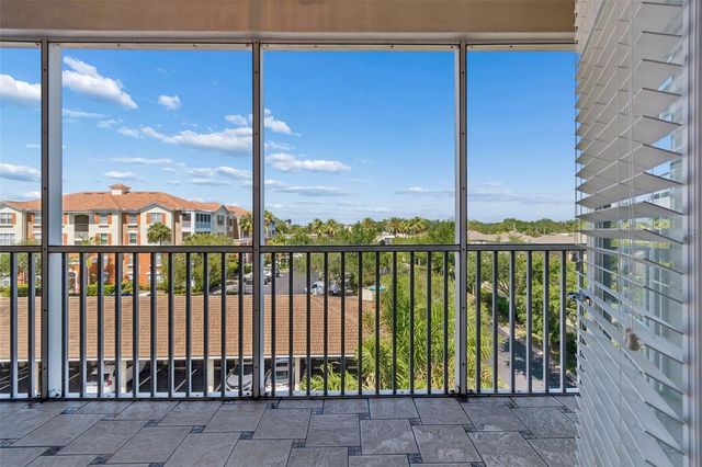 7903 SEMINOLE BOULEVARD 2401, Seminole, FL 33772