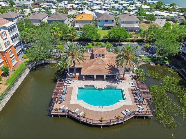 7903 SEMINOLE BOULEVARD 2401, Seminole, FL 33772