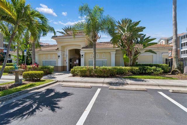 7903 SEMINOLE BOULEVARD 2401, Seminole, FL 33772
