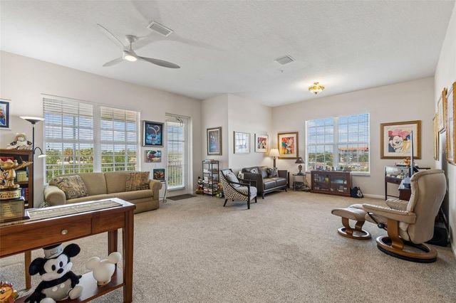 7903 SEMINOLE BOULEVARD 2401, Seminole, FL 33772