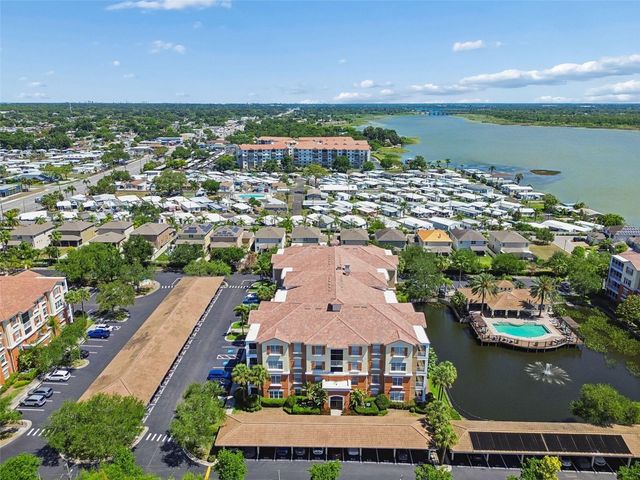 7903 SEMINOLE BOULEVARD 2401, Seminole, FL 33772