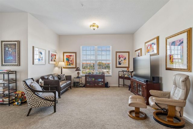 7903 SEMINOLE BOULEVARD 2401, Seminole, FL 33772