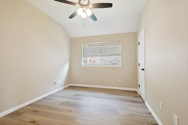 9037 Chardin Park Drive, Fort Worth, TX 76244