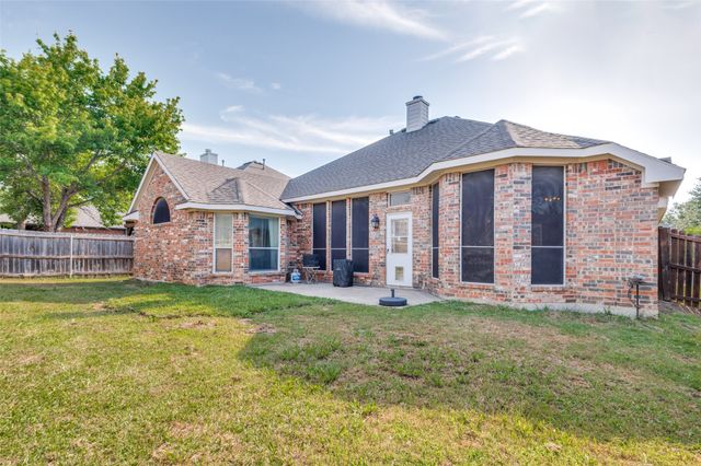 9037 Chardin Park Drive, Fort Worth, TX 76244