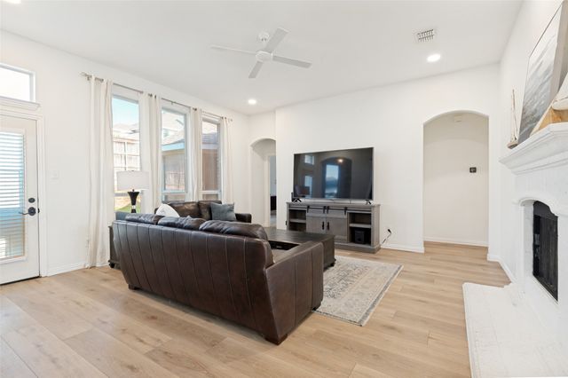 9037 Chardin Park Drive, Fort Worth, TX 76244