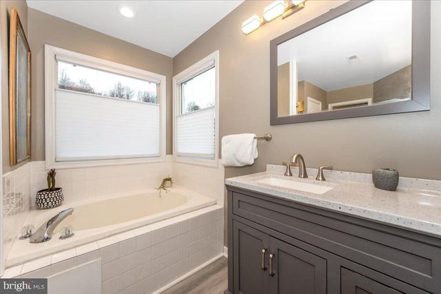 6536 S CLIFTON RD, Frederick, MD 21703