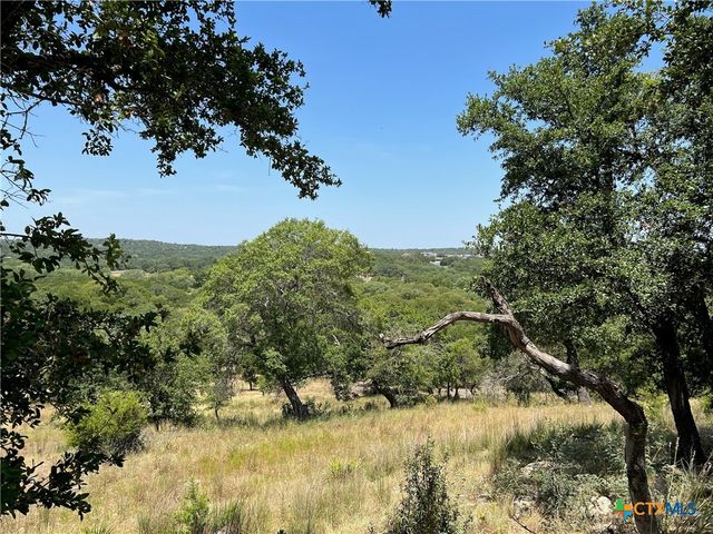 2208 Sierra Madre, Canyon Lake, TX 78133